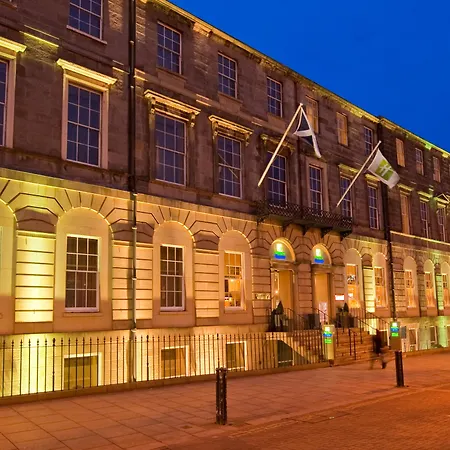 Holiday Inn Express Edinburgh City Centre By Ihg-3